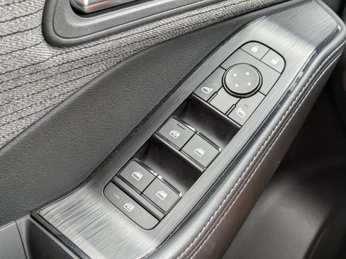 Certified 2023 Nissan Rogue SV AWD/4WD image 24