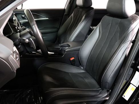 Used 2025 Acura Integra A-Spec w/ Technology Package FWD image 4