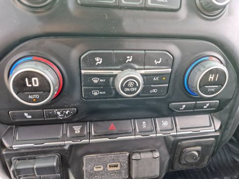 Used 2022 Chevrolet Silverado 3500 LT w/ Convenience Package image 27