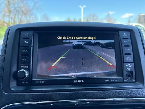 Used 2016 Dodge Grand Caravan R/T image 27