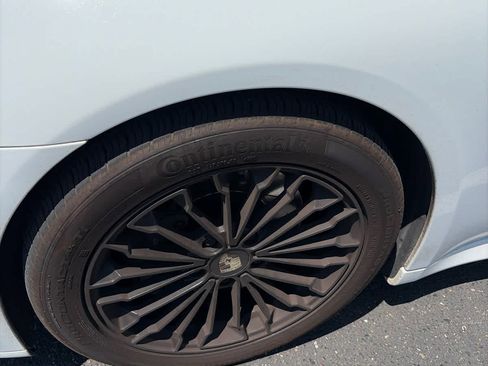 Used 2013 Porsche Panamera 4 Platinum Edition AWD/4WD image 2