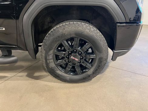 Used 2020 GMC Sierra 2500 Denali w/ Denali Ultimate Package AWD/4WD image 43