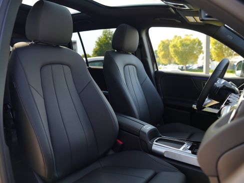 New 2026 Mercedes-Benz GLB 250 4MATIC image 40