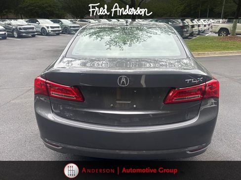 Used 2018 Acura TLX FWD image 16