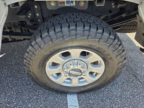 Used 2024 Ford F250 XLT w/ FX4 Off-Road Package AWD/4WD image 28