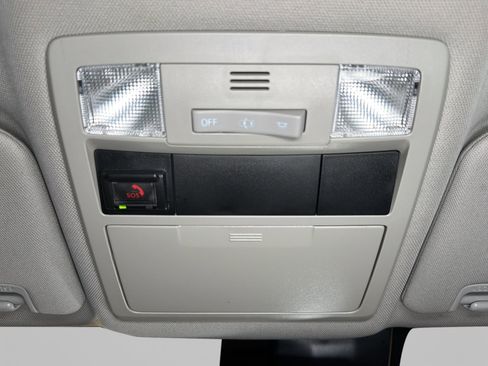 Used 2021 Toyota Tacoma SR w/ SR Convenience Package RWD image 17