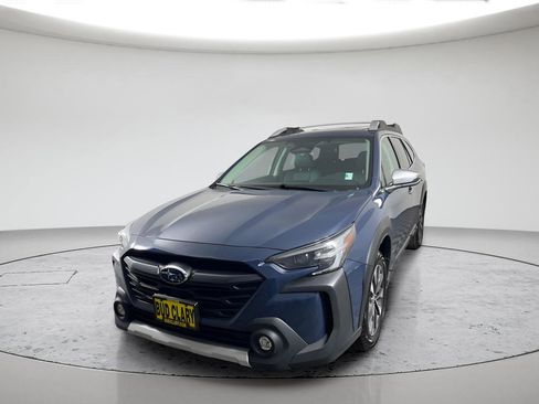 Used 2025 Subaru Outback Touring XT AWD/4WD image 1