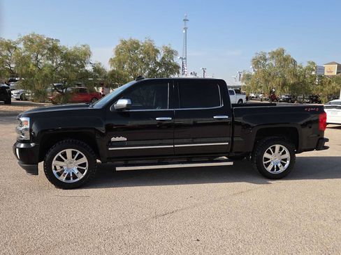 Used 2018 Chevrolet Silverado 1500 High Country AWD/4WD image 5