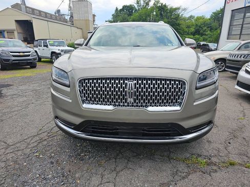 Used 2023 Lincoln Nautilus Reserve w/ Equipment Group 201A AWD/4WD image 2
