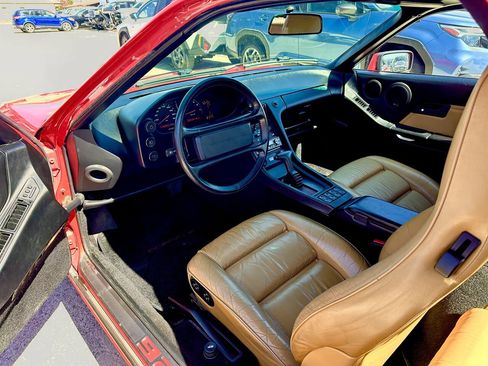 Used 1989 Porsche 928 S4 image 5