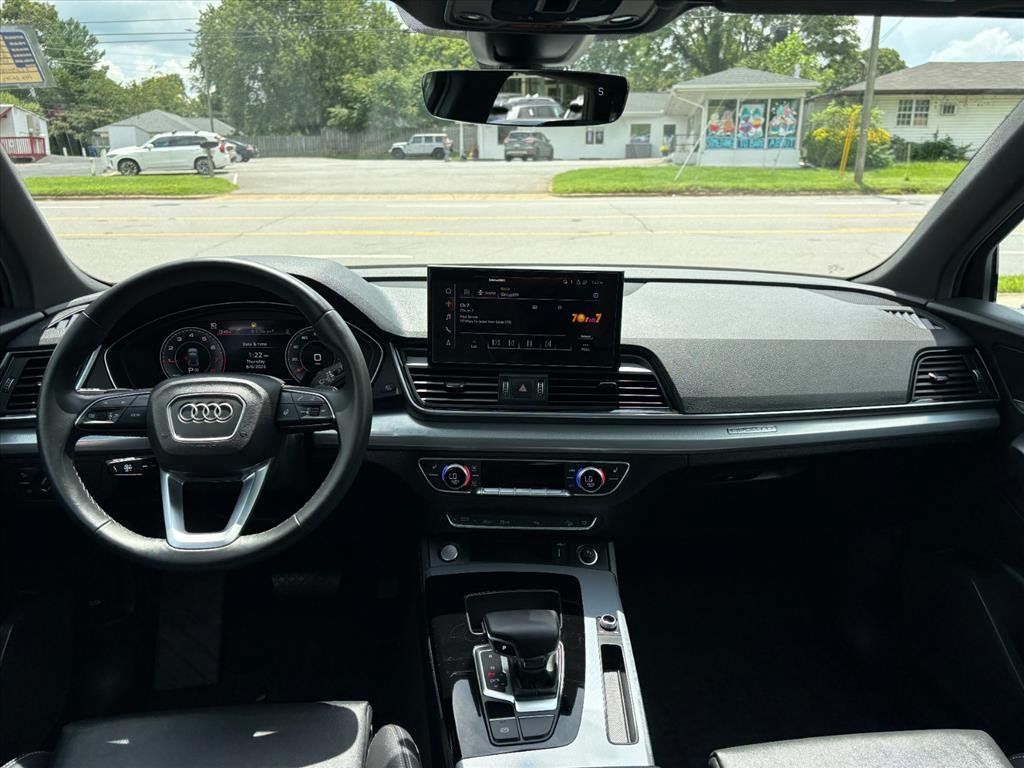 Used 2025 Audi Q5 2.0T Premium AWD/4WD image 6