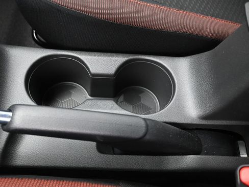 New 2025 Nissan Versa SR w/ Trunk Package FWD image 17