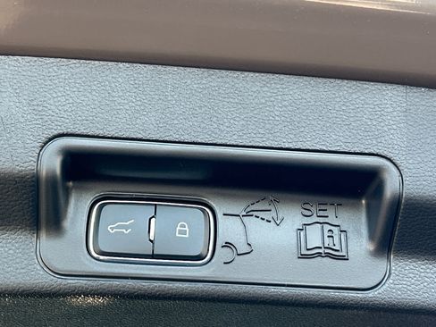 New 2026 Ford Explorer Tremor w/ Tremor Convenience Package image 10