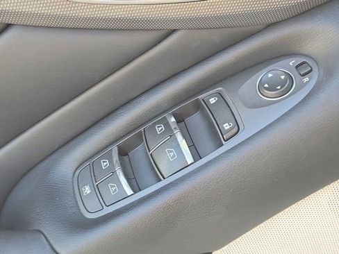 Used 2015 INFINITI Q50 Premium w/ Navigation Package AWD/4WD image 31