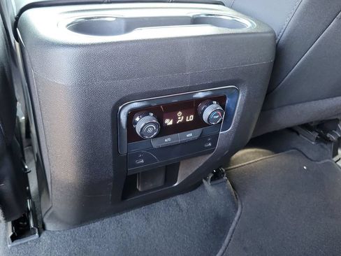 Used 2026 Chevrolet Tahoe LS RWD image 21