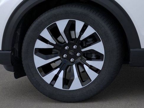 New 2026 Ford Explorer Platinum image 23