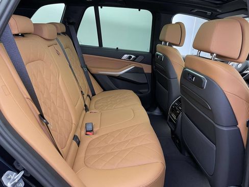 Used 2026 BMW X5 M60i AWD/4WD image 18