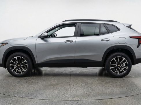 Used 2025 Chevrolet TrailBlazer LT image 5