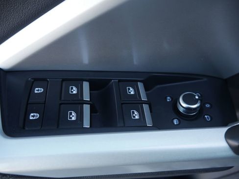 Certified 2021 Audi Q3 2.0T Premium Plus image 18