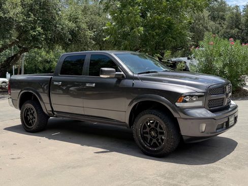Used 2015 RAM 1500 Laramie w/ Convenience Group AWD/4WD image 14