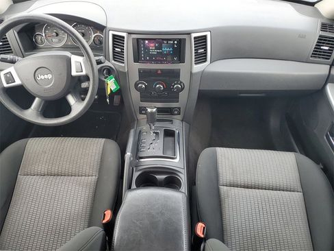 Used 2009 Jeep Grand Cherokee Laredo w/ Trailer Tow Group image 18