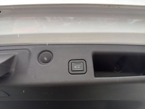 Used 2023 Chevrolet Equinox RS image 14