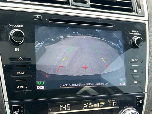 Used 2018 Subaru Outback 3.6R Limited AWD/4WD image 34