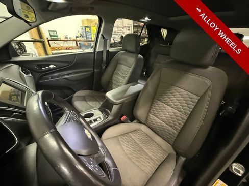 Used 2019 Chevrolet Equinox LT image 15