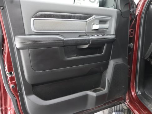 Used 2019 RAM 2500 Big Horn AWD/4WD image 40