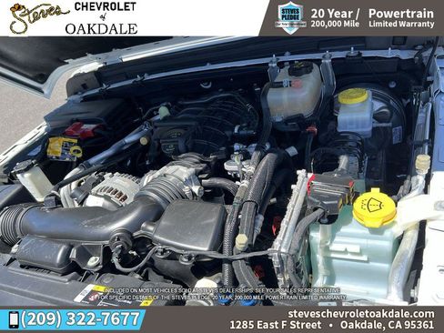 Used 2022 Jeep Wrangler Unlimited Sahara AWD/4WD image 33