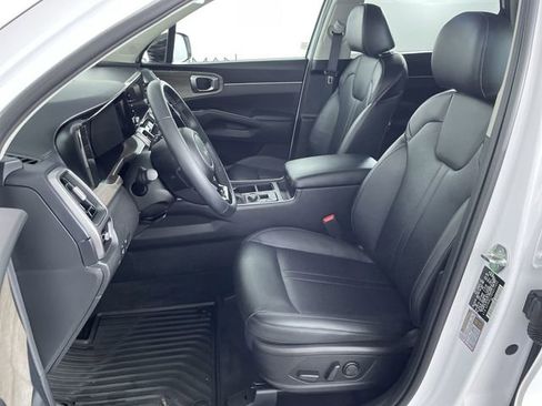 Used 2023 Kia Sorento X-Line EX image 19
