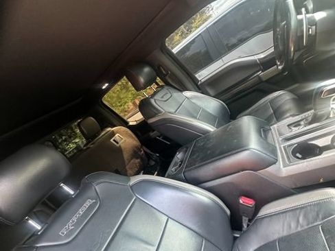 Used 2017 Ford F150 Raptor w/ Equipment Group 802A Luxury AWD/4WD image 3