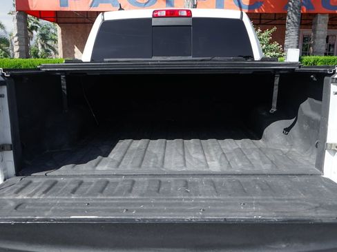 Used 2017 RAM 1500 Laramie w/ Convenience Group image 9