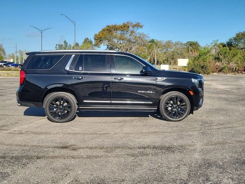 Used 2022 GMC Yukon Denali image 4