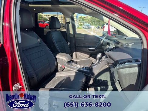 Used 2016 Ford Escape Titanium w/ Equipment Group 301A AWD/4WD image 30