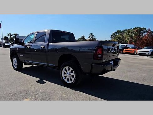 New 2026 RAM 2500 Big Horn AWD/4WD image 28