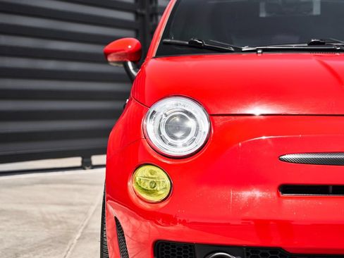 Used 2017 FIAT 500 Abarth w/ Popular Equipment Package FWD image 8