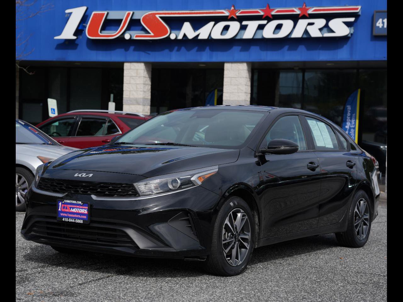 Used 2023 Kia Forte LXS w/ LXS Technology Package FWD image 1