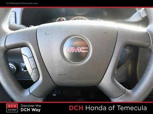 Used 2024 GMC Savana 2500 w/ Driver Convenience Package image 9