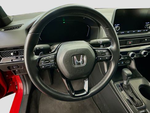 Used 2025 Honda Civic Sport image 18