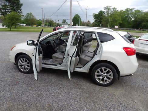 Used 2012 Nissan Rogue SL AWD/4WD image 9
