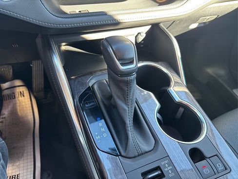 Used 2021 Toyota Highlander Limited image 39