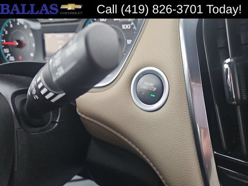 Certified 2023 Chevrolet Traverse LS FWD image 17
