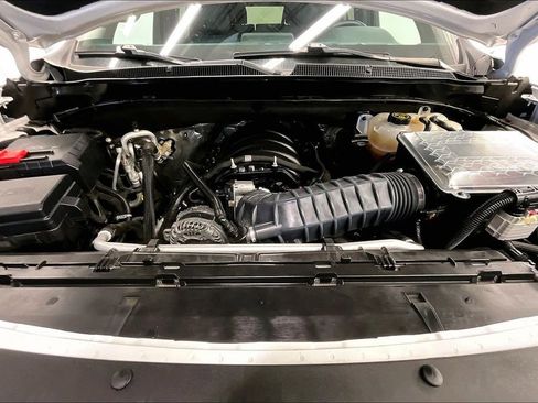 Used 2024 Chevrolet Tahoe RST w/ RST Performance Edition AWD/4WD image 9