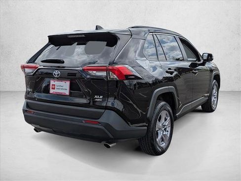 Certified 2025 Toyota RAV4 XLE AWD/4WD image 5