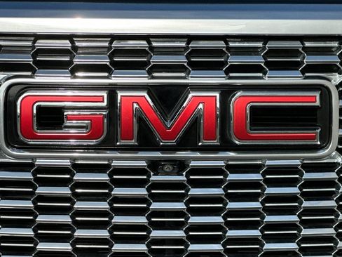 Certified 2023 GMC Yukon XL Denali w/ Max Trailering Package RWD image 41