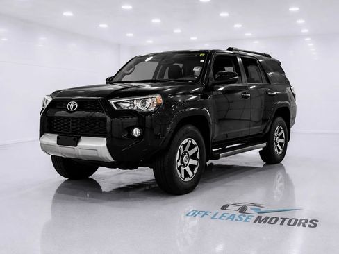 Used 2019 Toyota 4Runner TRD Off-Road Premium AWD/4WD image 1