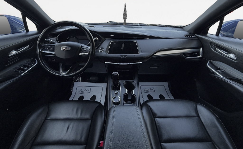 Used 2021 Cadillac XT4 Premium Luxury AWD/4WD image 16