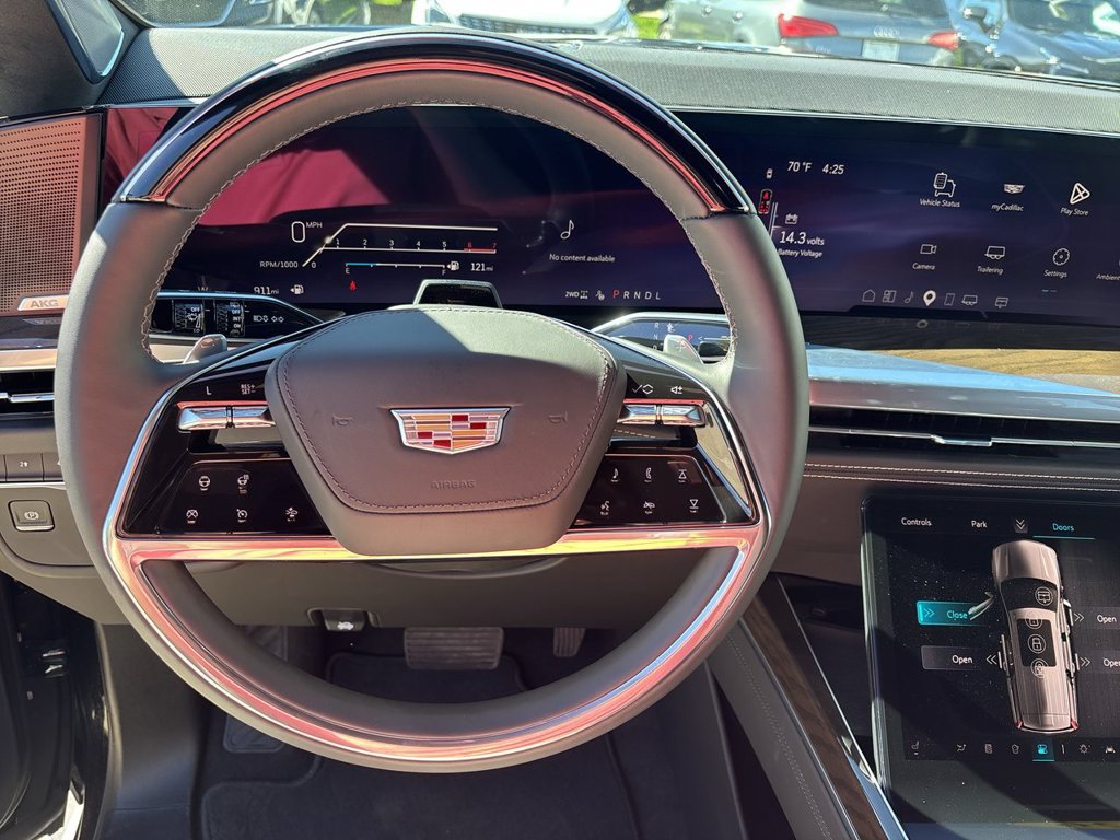 Certified 2026 Cadillac Escalade ESV Platinum Luxury AWD/4WD image 12
