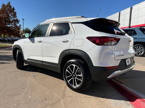 Used 2025 Chevrolet TrailBlazer LT image 8